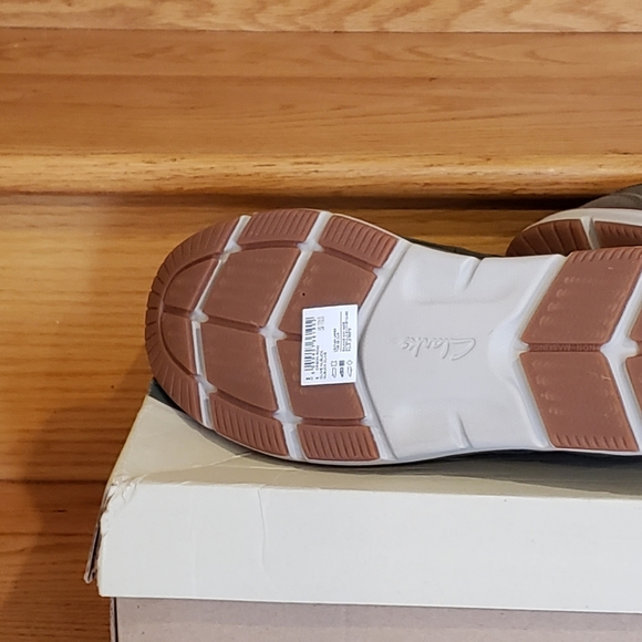 Brand new Clark\'s Orson Row   sports shoes main image 10